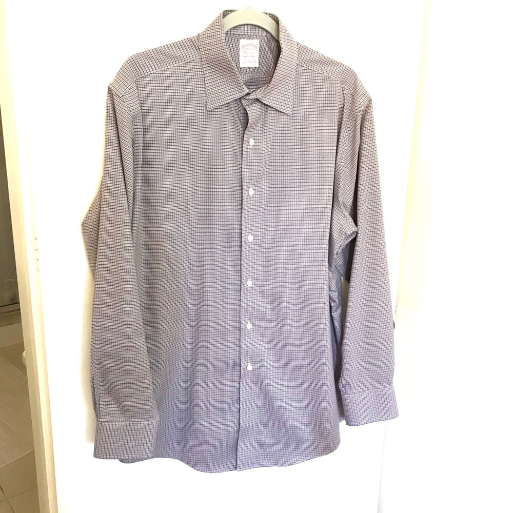 🔴 Brooks Brothers Non-Iron Button Down Shirt